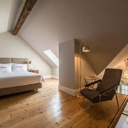 Dare House