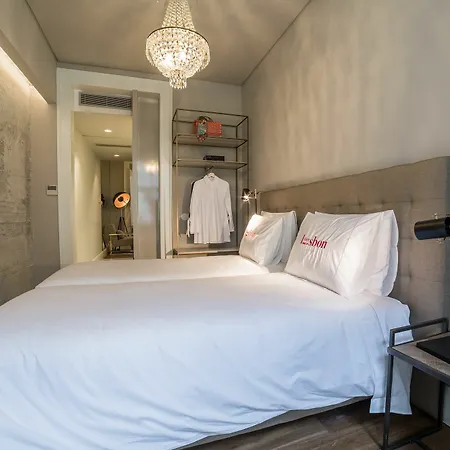 Dare House Hotell 3*