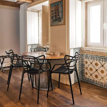 Отель Dare House 4*