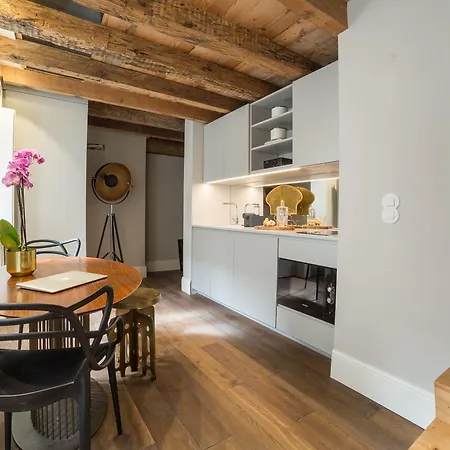 Ξενοδοχείο Dare House