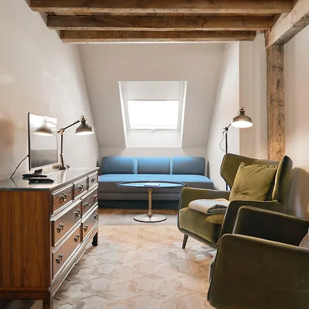 Dare House Ξενοδοχείο 3*