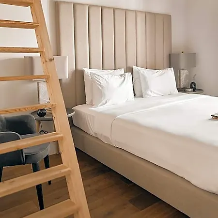 Dare House Hotel