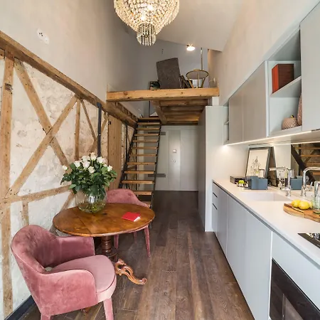 Dare House 4* Лиссабон