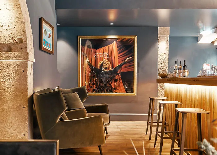 Dare House فندق 4*