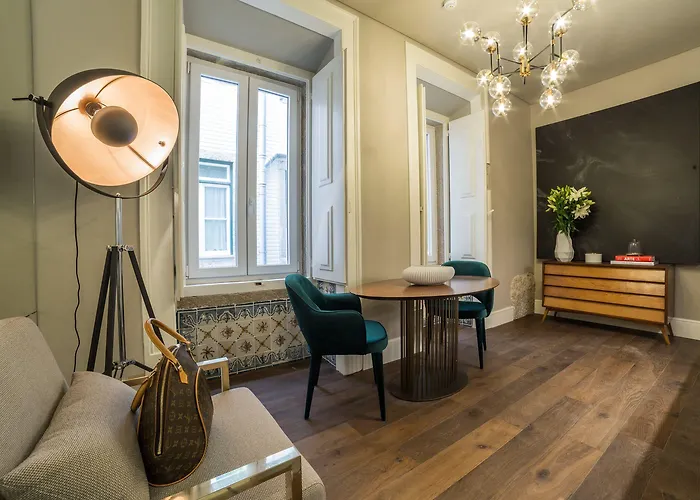 فندق Dare House 4*