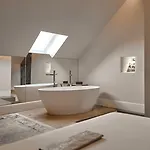 Dare House Hotel